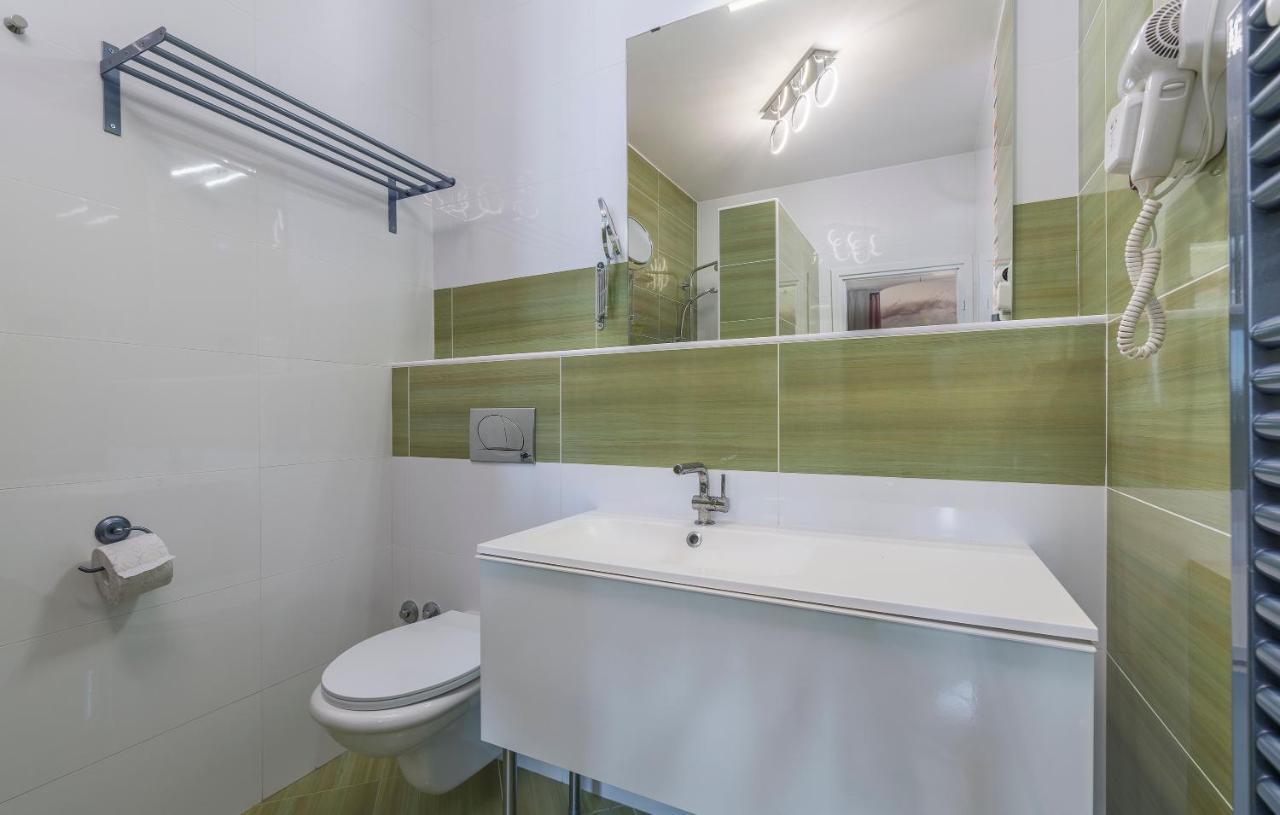 Rooms Porto Savudrija Exterior photo